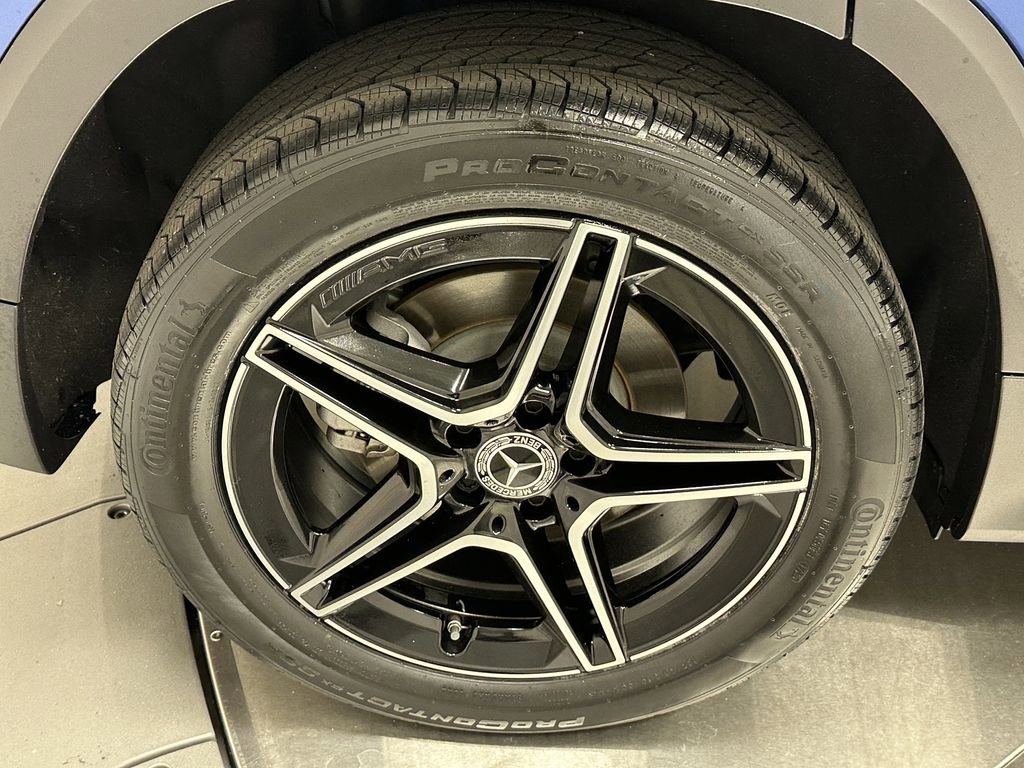 Certified 2025 Mercedes-Benz GLB 250 image 19