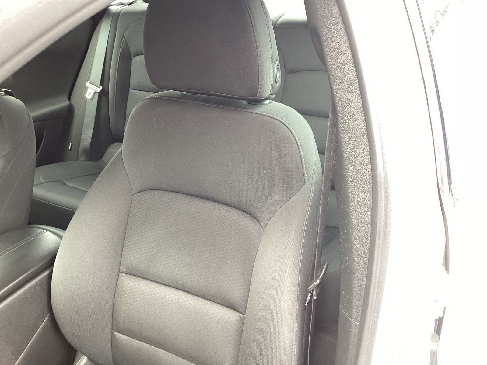 Used 2021 Chevrolet Malibu LT FWD image 10