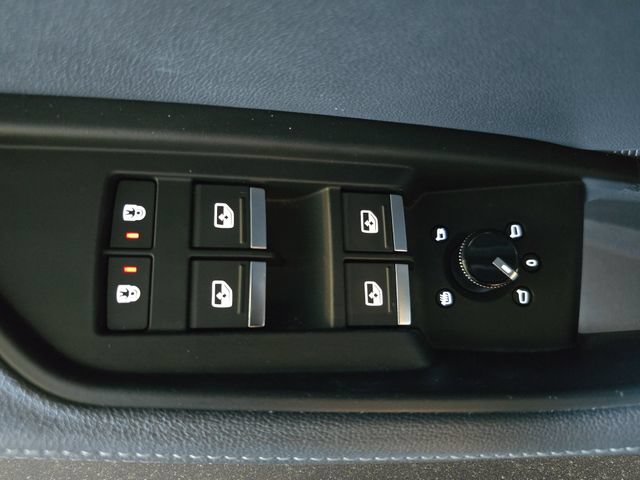 Used 2021 Audi e-tron Premium w/ Convenience Plus Package AWD/4WD image 31