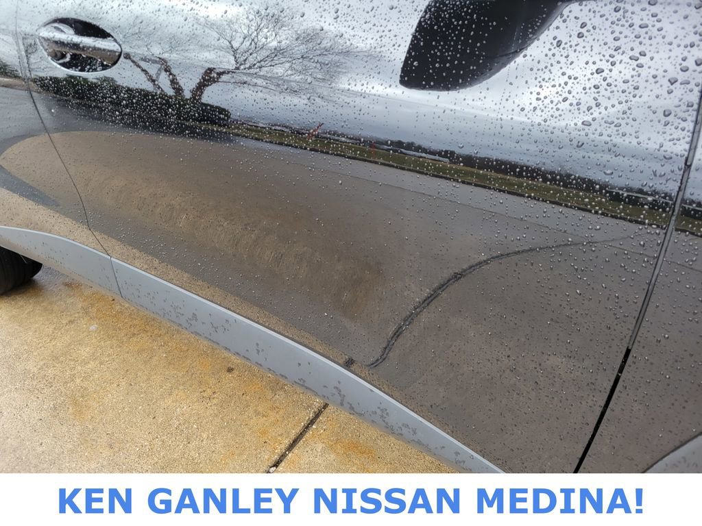 Used 2025 Chevrolet Trax LT image 13