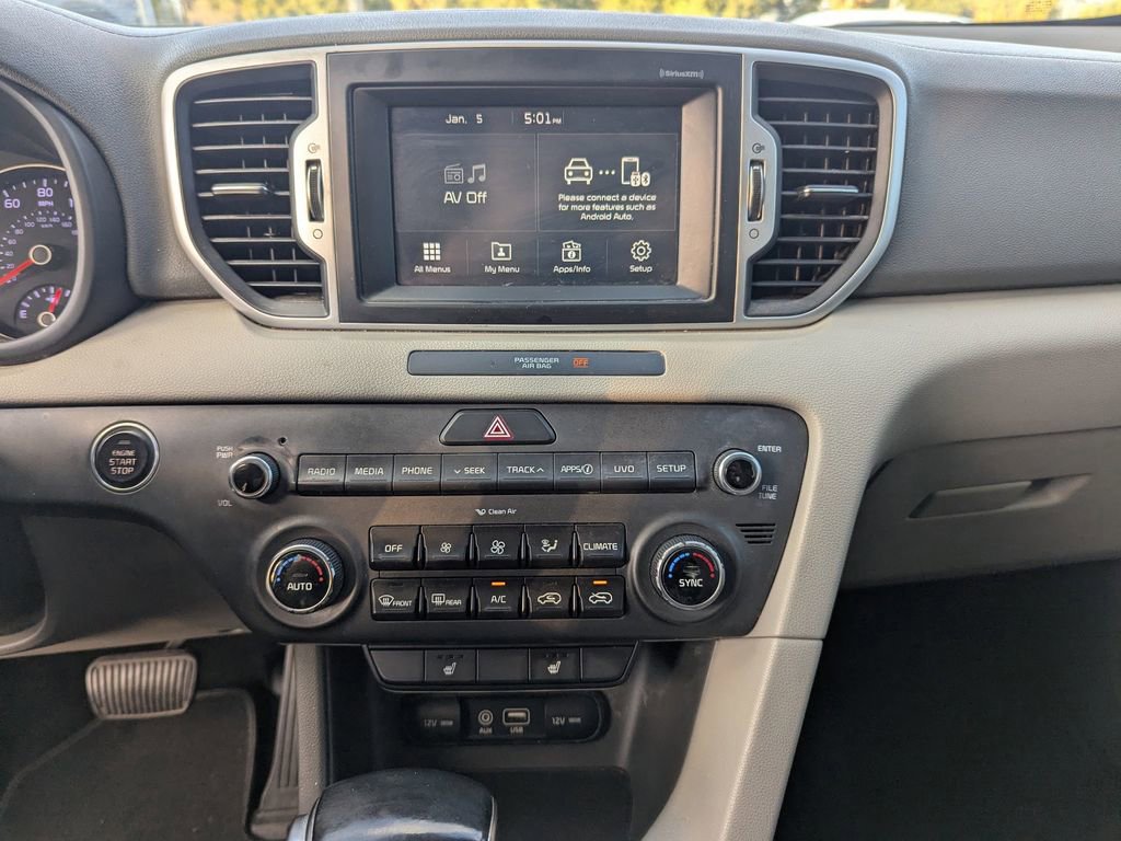 Used 2017 Kia Sportage EX image 18