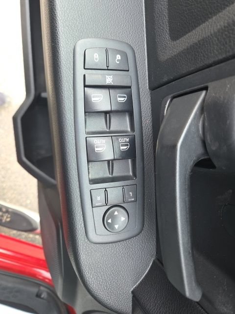Used 2018 RAM 1500 Express w/ Express Value Package AWD/4WD image 11