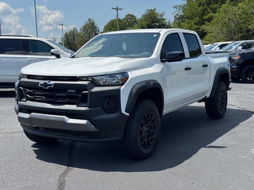 Used 2026 Chevrolet Colorado Trail Boss AWD/4WD image 7