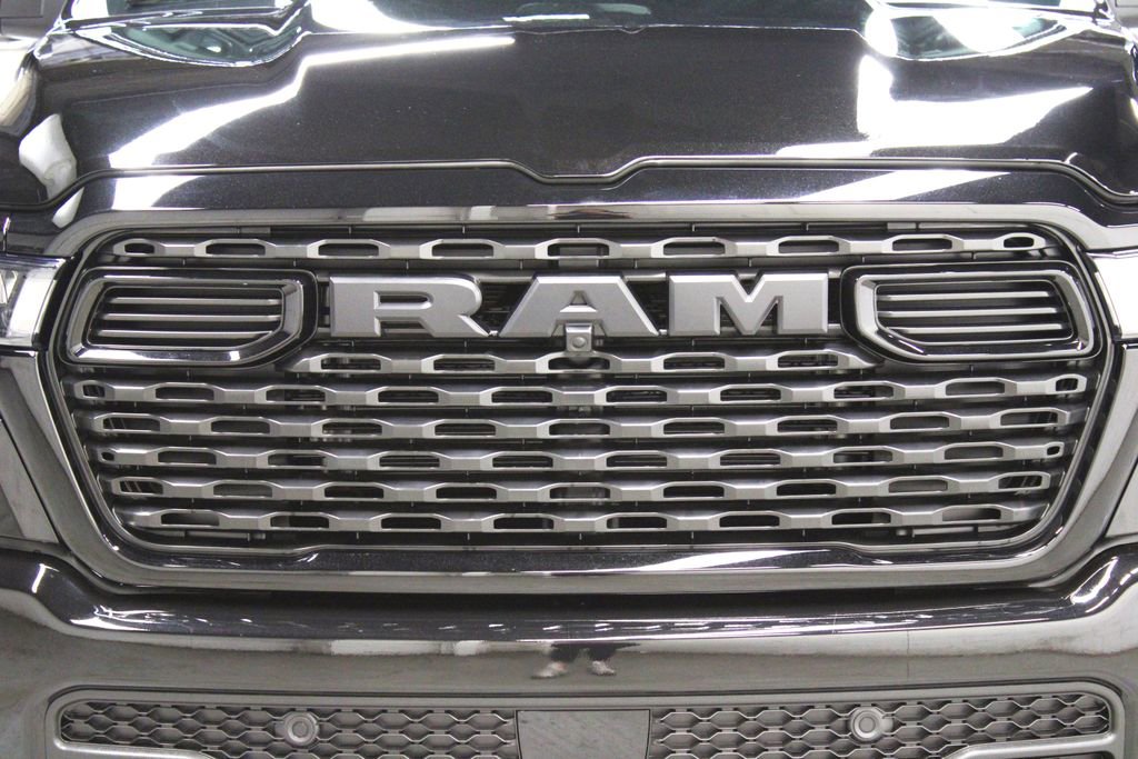 New 2026 RAM 1500 4x4 Crew Cab image 40