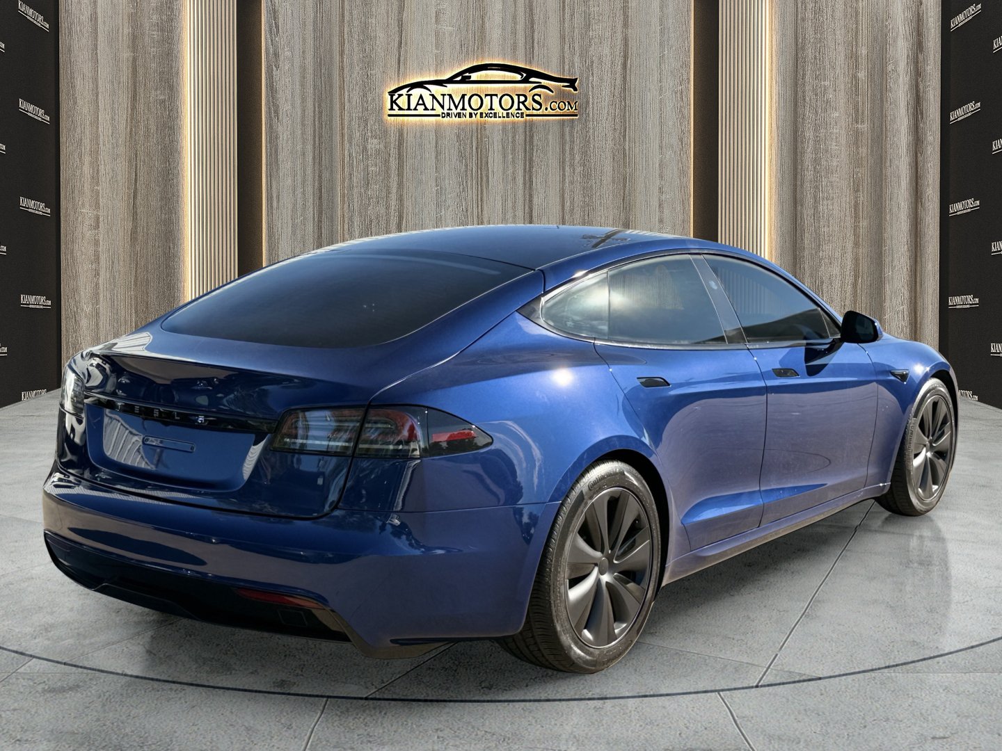 Used 2024 Tesla Model S AWD/4WD image 13