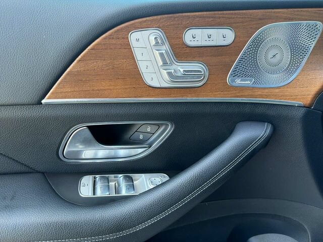 Used 2020 Mercedes-Benz GLS 450 4MATIC image 13