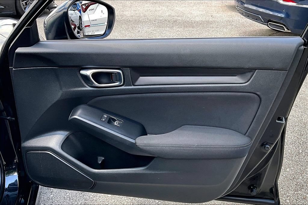 Used 2025 Honda Civic Sport image 21