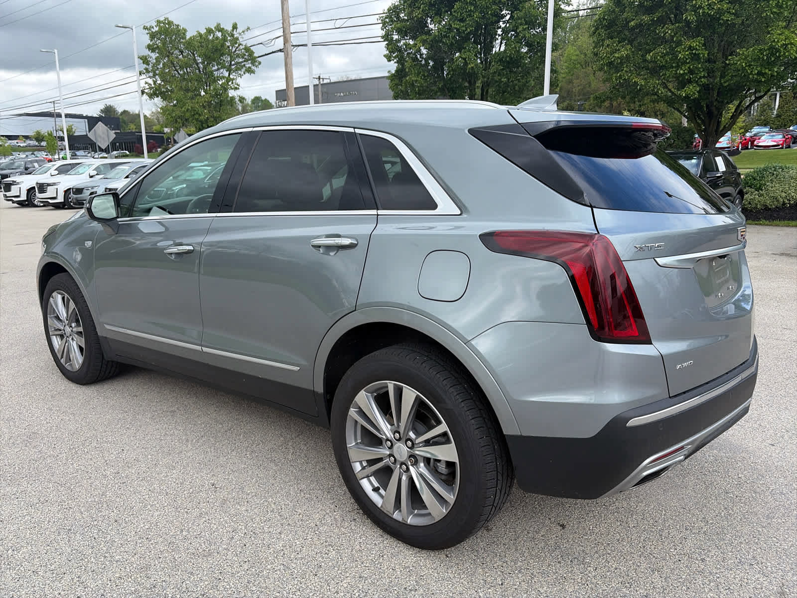 Certified 2023 Cadillac XT5 Premium Luxury AWD/4WD image 2
