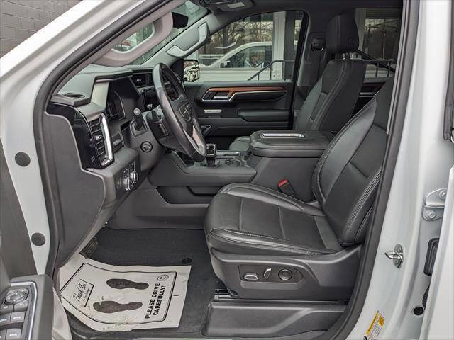 Used 2022 GMC Sierra 1500 Denali w/ Technology Package AWD/4WD image 8