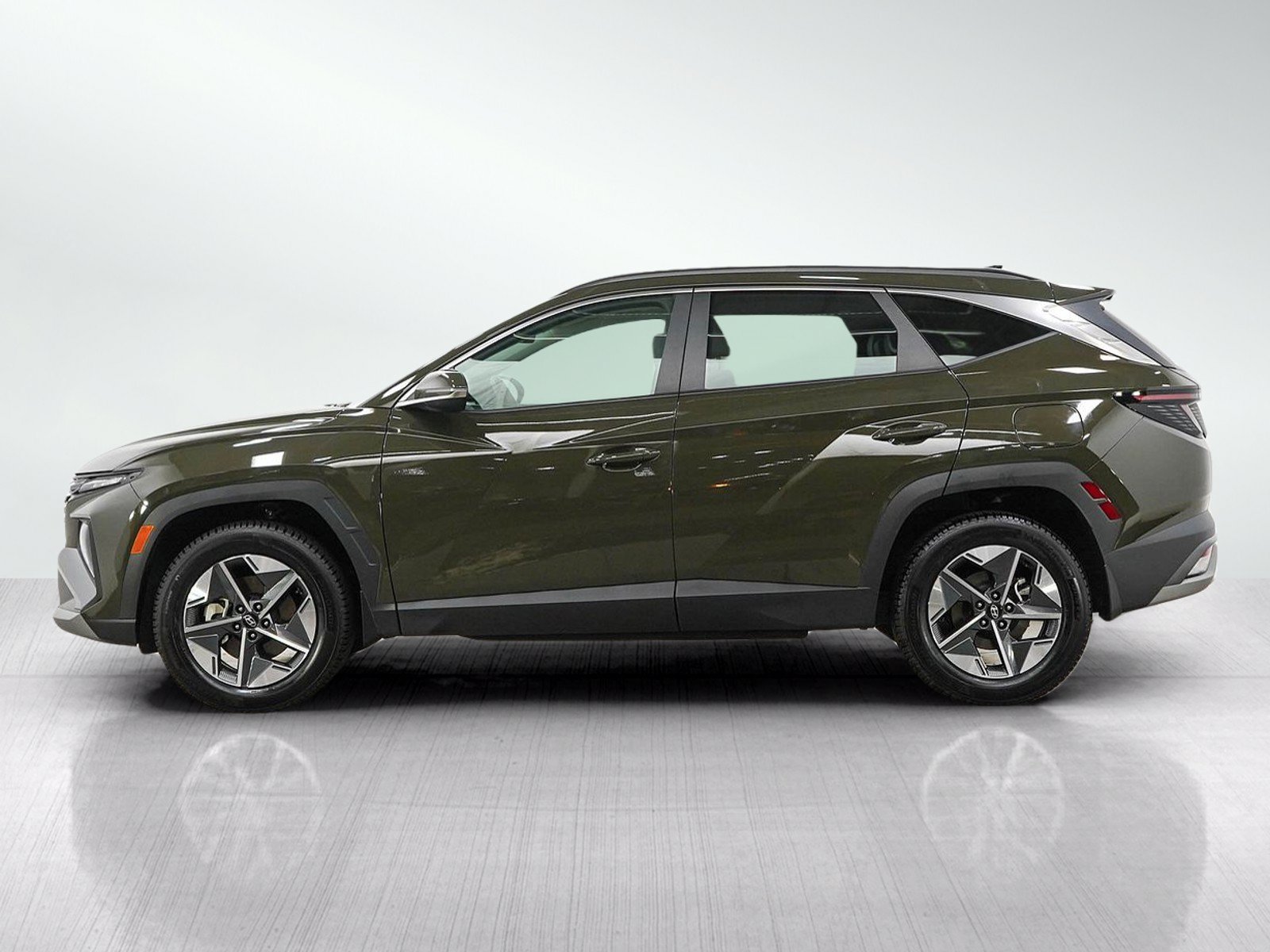 Used 2025 Hyundai Tucson SEL AWD/4WD image 2