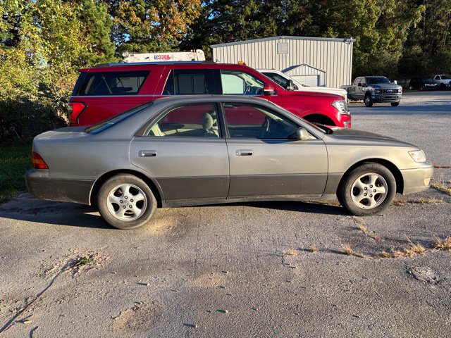 Used 1999 Lexus ES 330 FWD image 8