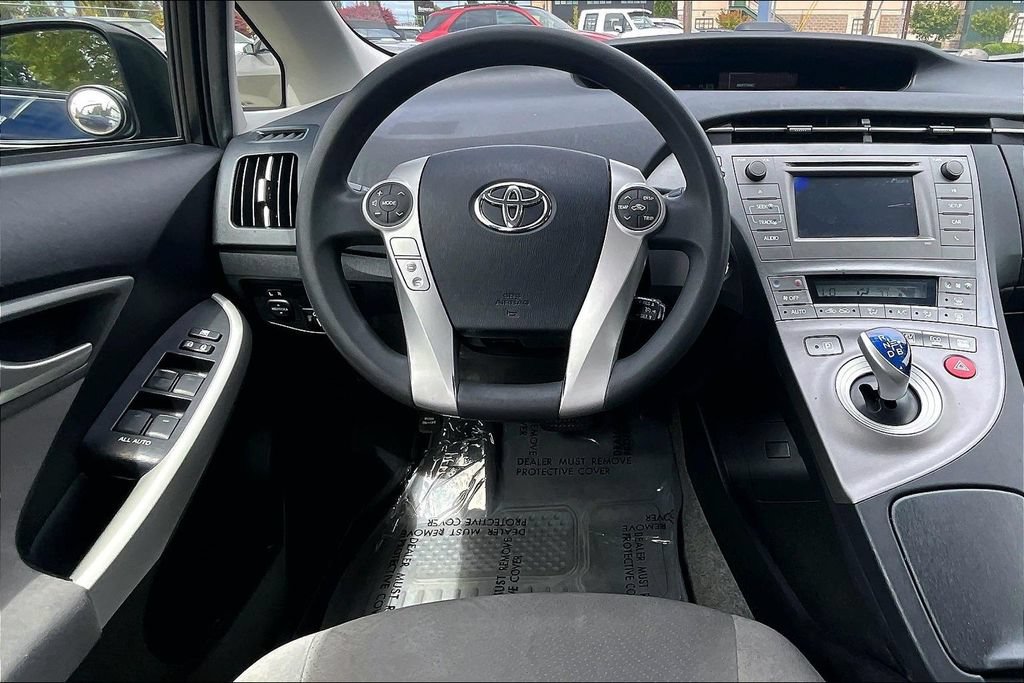 Used 2013 Toyota Prius Two FWD image 7
