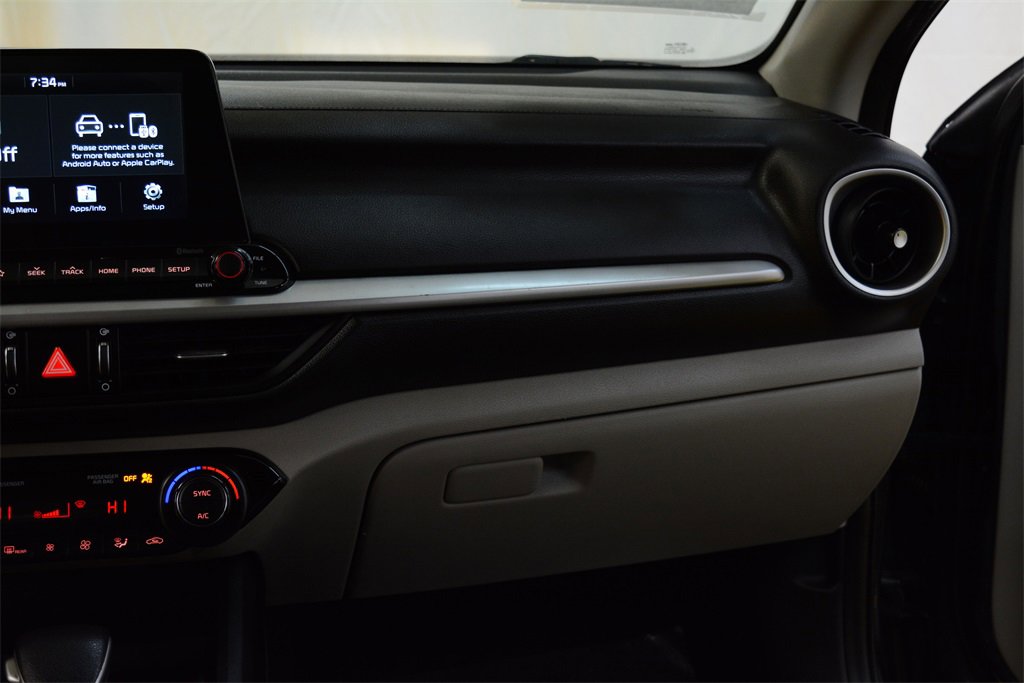 Used 2019 Kia Forte LXS image 16