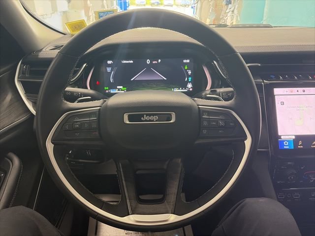 Used 2023 Jeep Grand Cherokee 4WD 4xe image 6