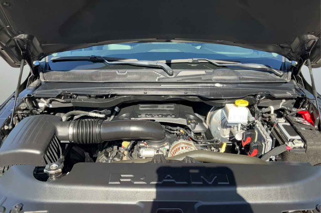 Used 2022 RAM 1500 Laramie AWD/4WD image 23