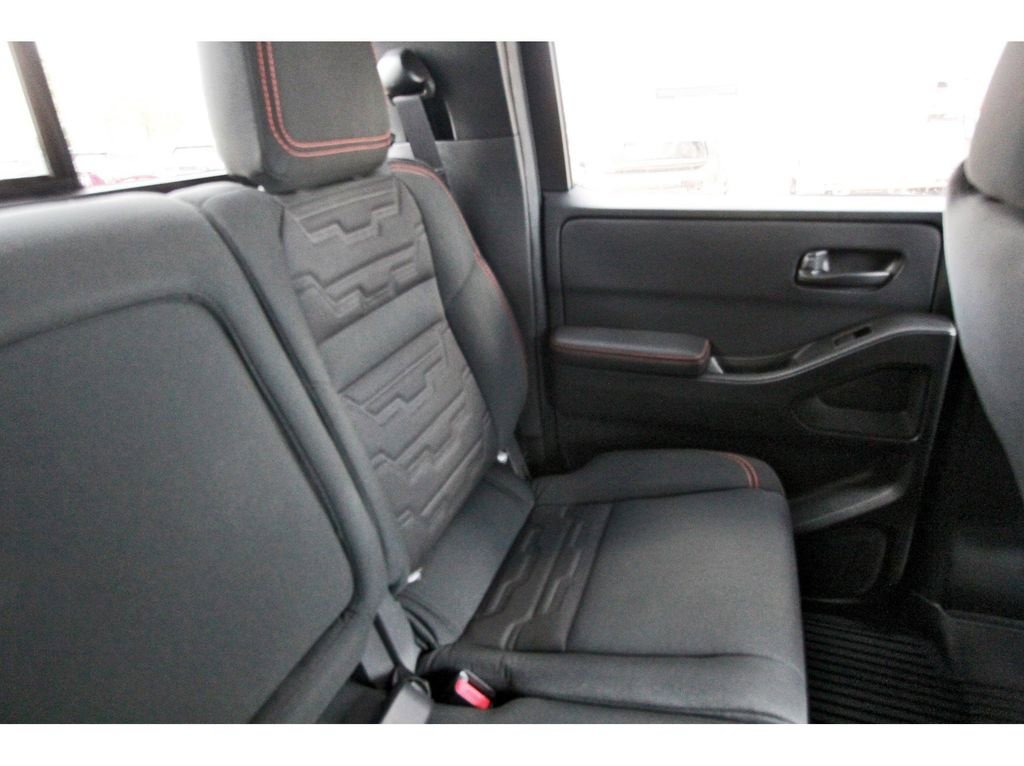 New 2026 Nissan Frontier PRO-4X w/ Pro-4x Convenience Package image 10