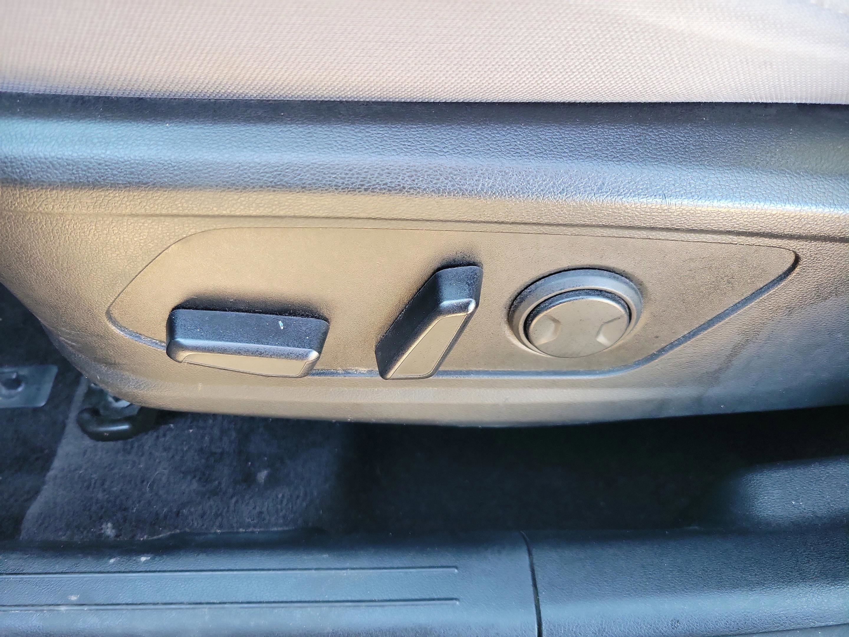 Certified 2024 Hyundai Santa Cruz SEL image 16