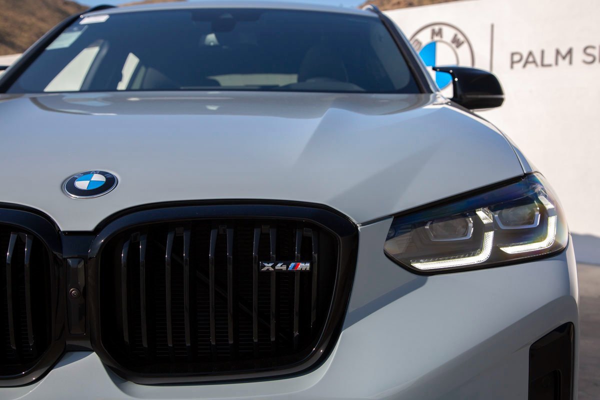 New 2025 BMW X4 M w/ Competition Package image 9