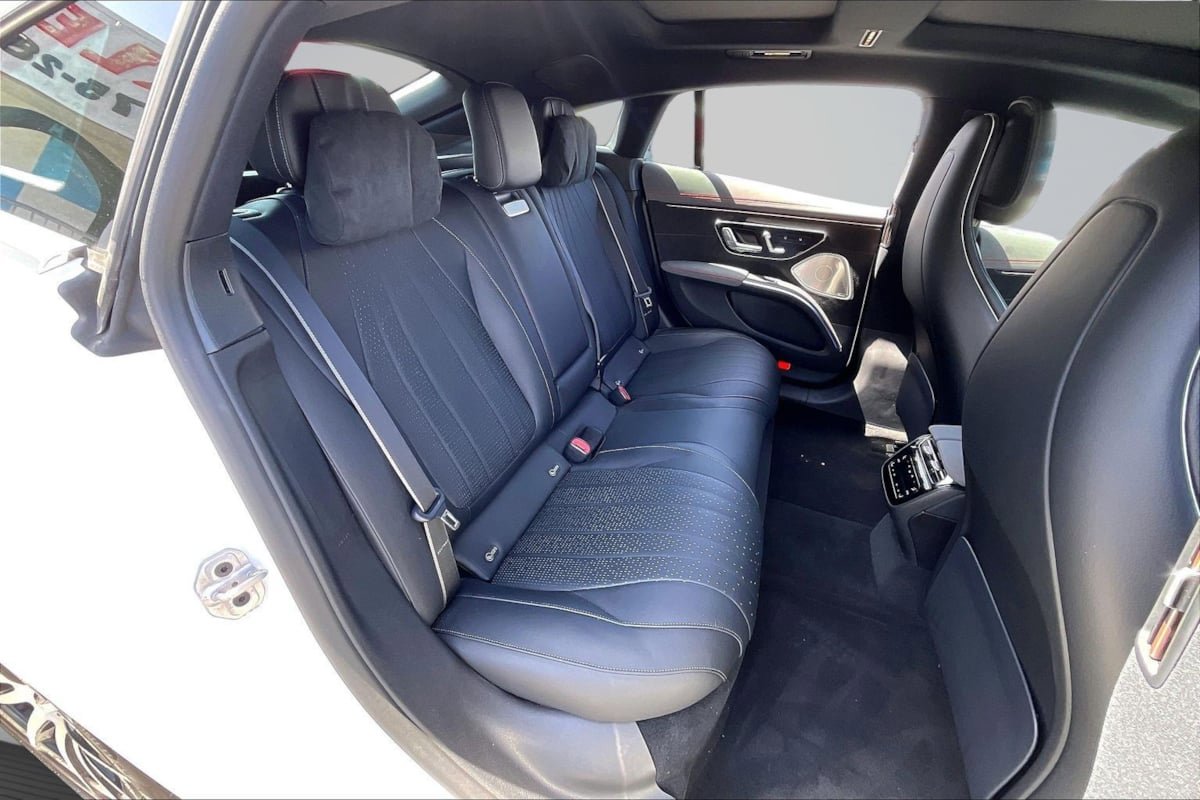 Used 2022 Mercedes-Benz EQS 450+ Sedan image 26