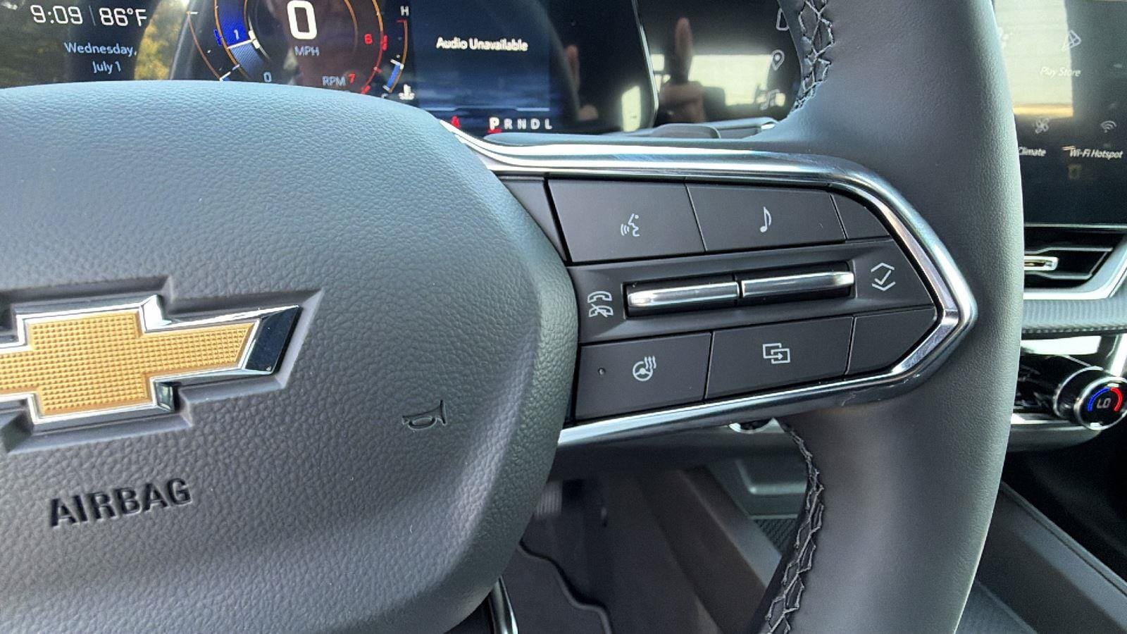 New 2026 Chevrolet Equinox LT w/ Convenience Package II FWD image 22