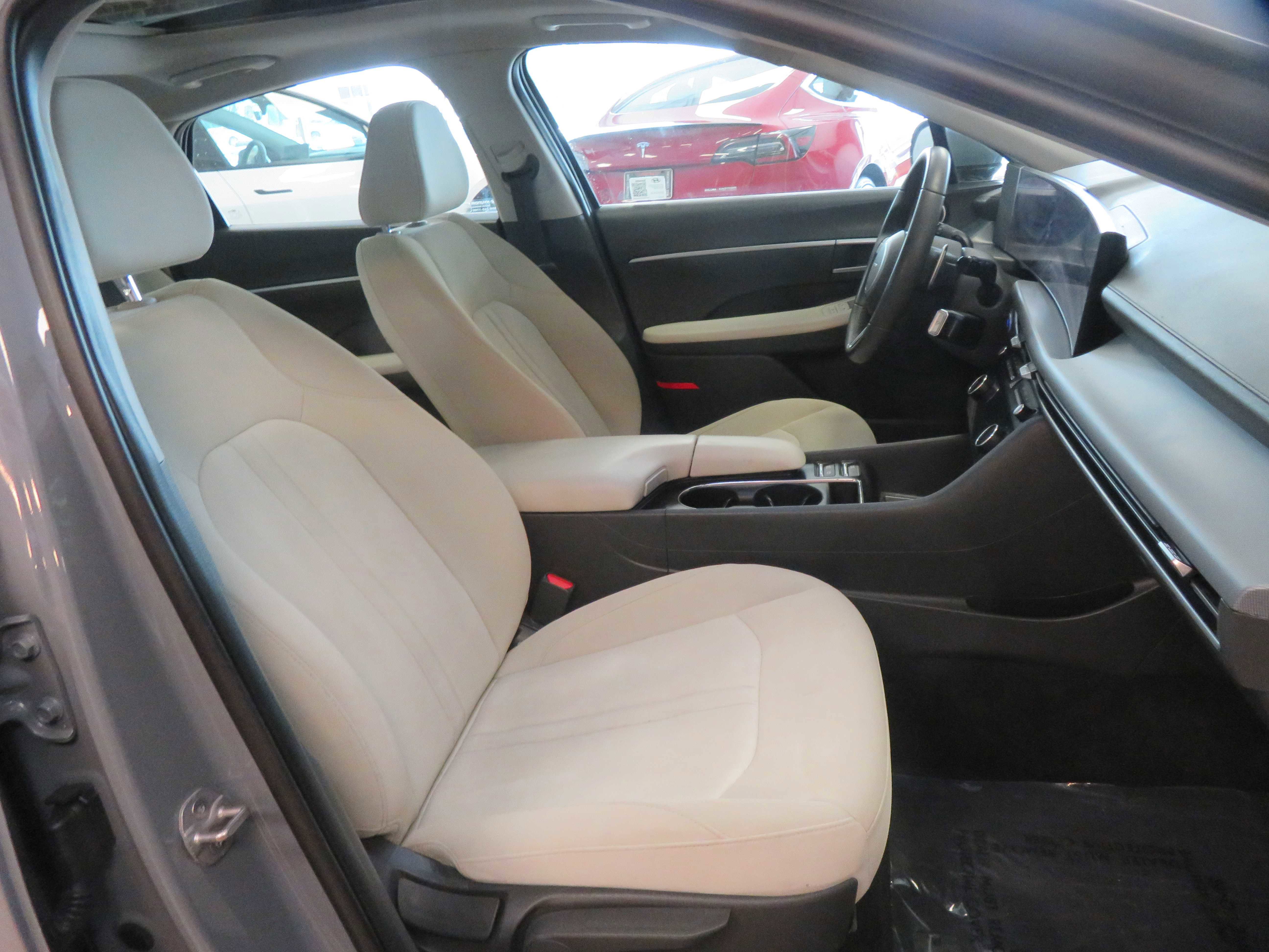 Used 2024 Hyundai Sonata SEL w/ Convenience Package FWD image 25