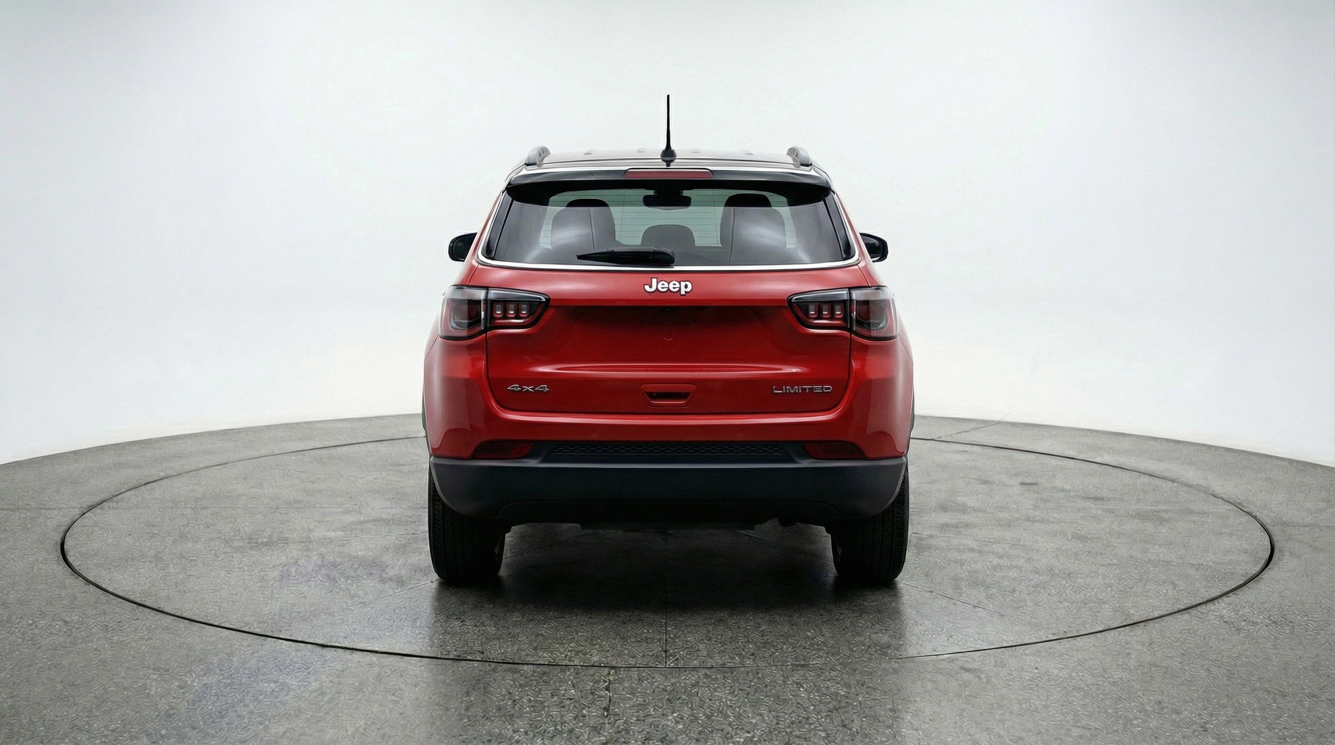 Used 2025 Jeep Compass Limited image 7