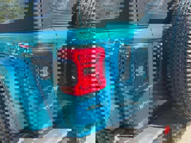 New 2024 Jeep Wrangler Unlimited Sahara w/ Technology Group image 10