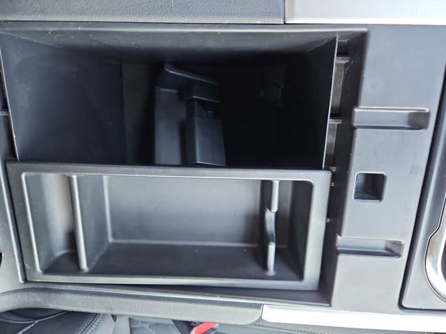 Used 2021 Nissan Titan SV w/ SV Convenience Package image 30