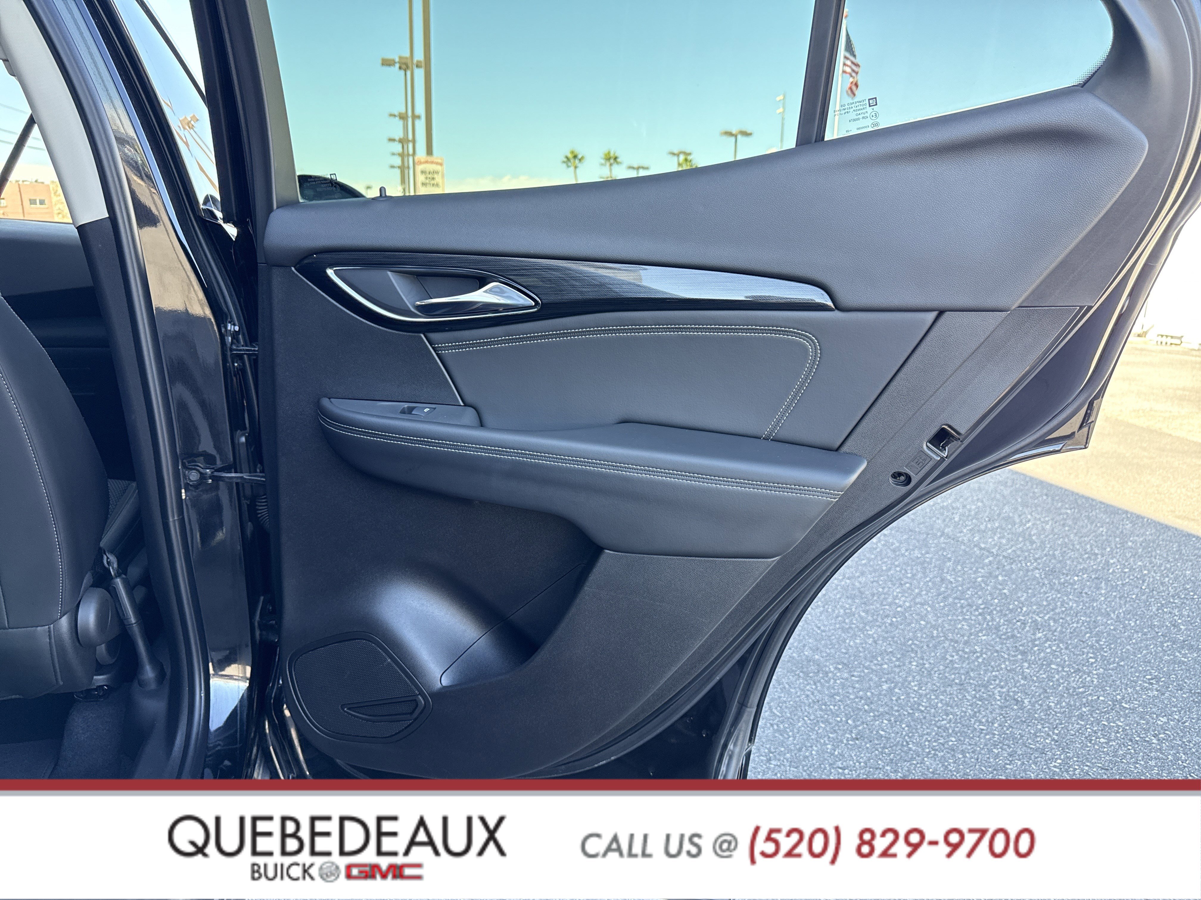 Used 2023 Buick Envision Preferred w/ Sport Touring Package image 38