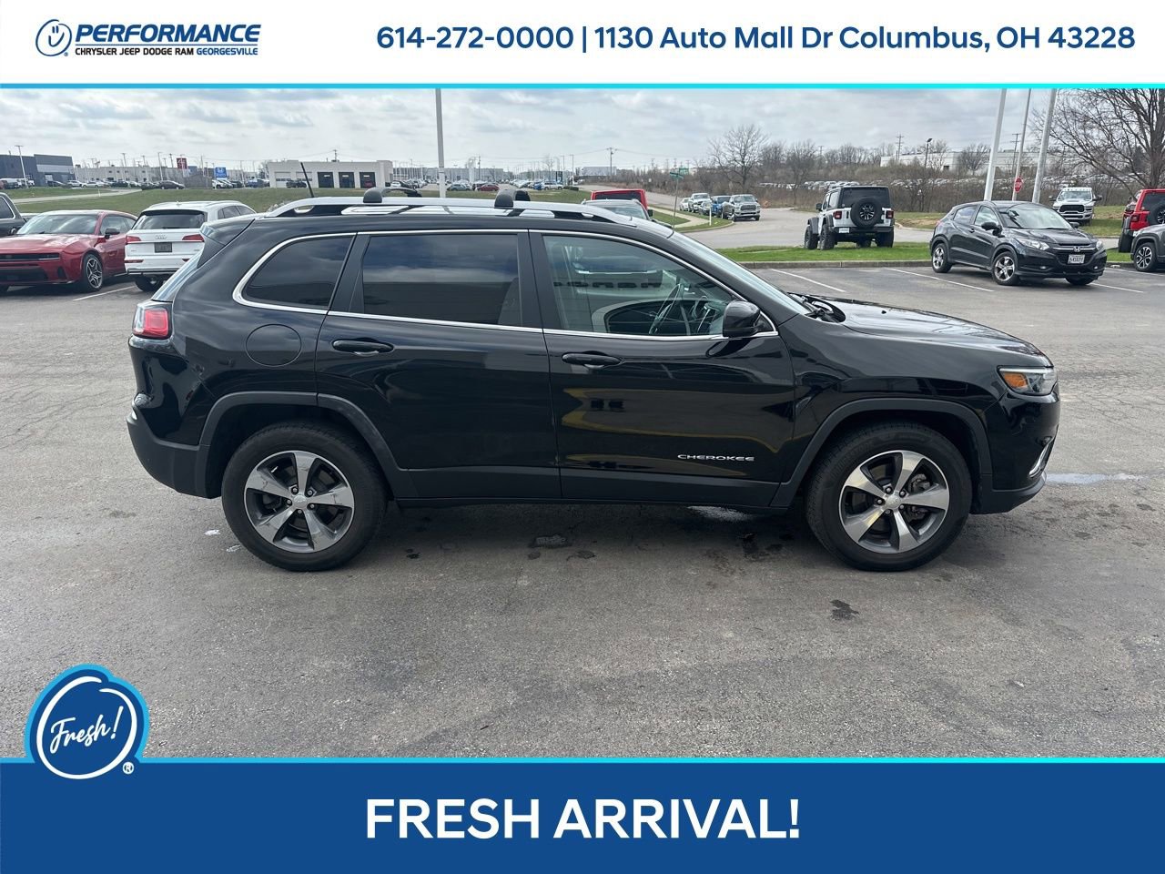 Used 2019 Jeep Cherokee Limited image 3