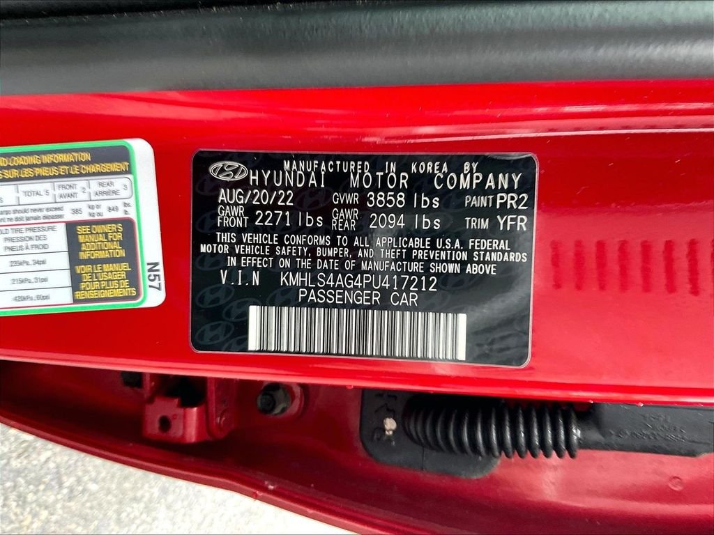 Used 2023 Hyundai Elantra SEL w/ Convenience Package FWD image 30