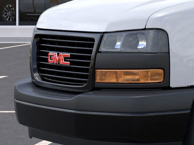 New 2026 GMC Savana 2500 RWD image 13