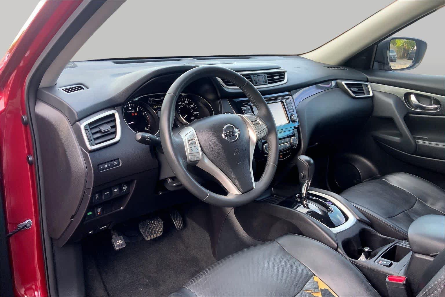 Used 2016 Nissan Rogue SL w/ SL Premium Package FWD image 17