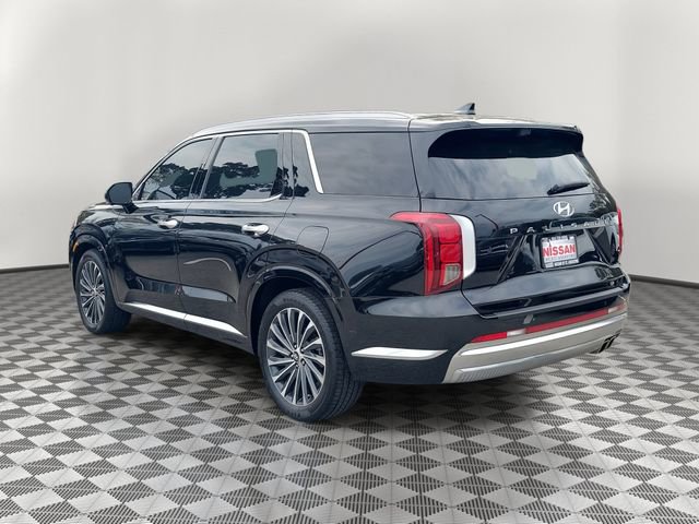 Used 2023 Hyundai Palisade Calligraphy w/ Cargo Package FWD image 4