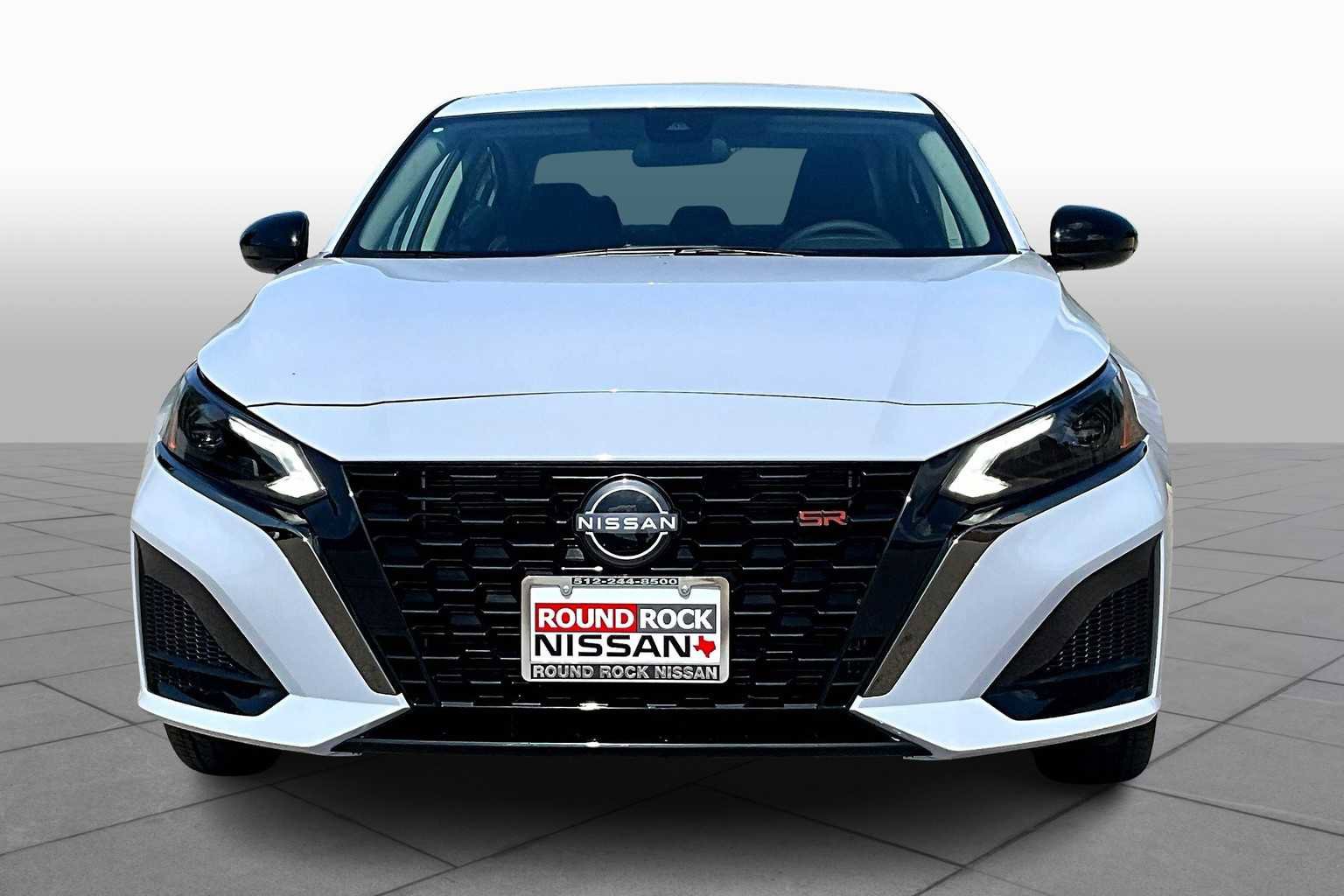 New 2025 Nissan Altima 2.5 SR image 3