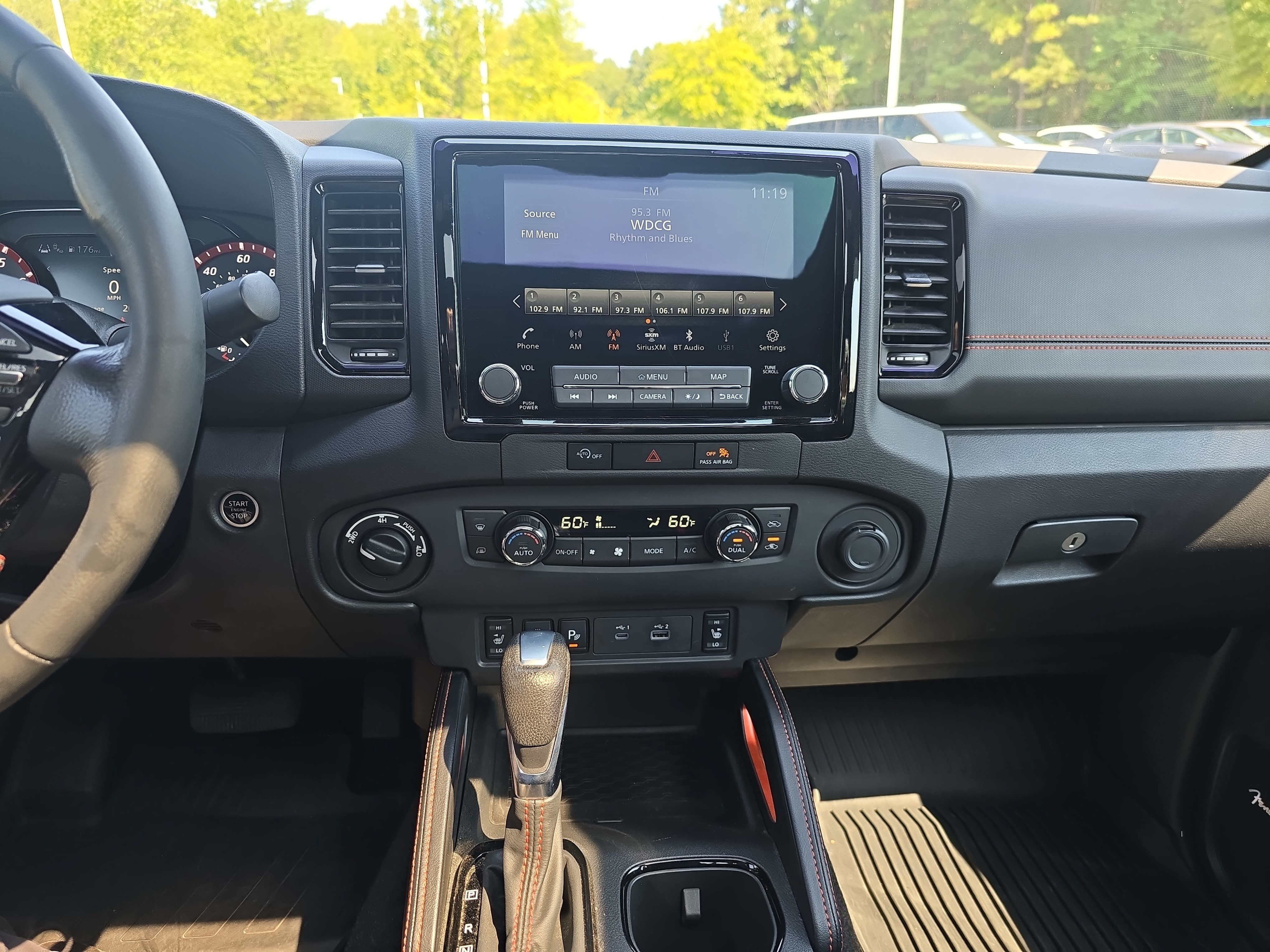 Used 2023 Nissan Frontier PRO-4X w/ Pro-4X Premium Package AWD/4WD image 20