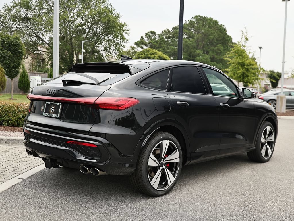 New 2026 Audi SQ5 Prestige AWD/4WD image 7