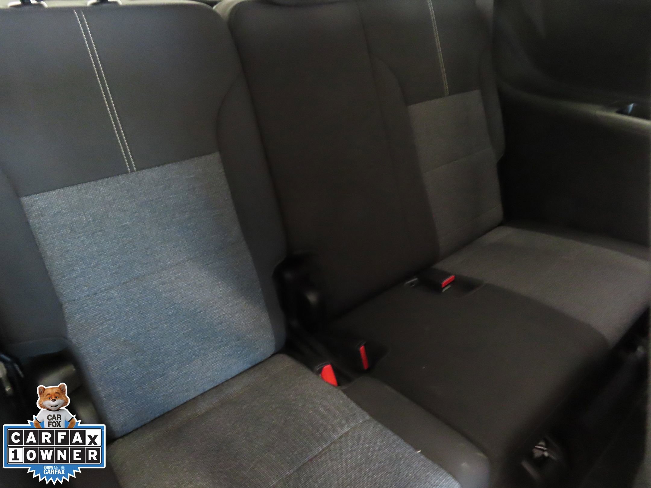 Used 2025 GMC Acadia Elevation image 25