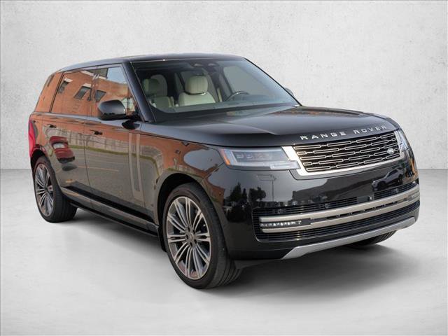 Used 2025 Land Rover Range Rover Long Wheelbase SE AWD/4WD image 3