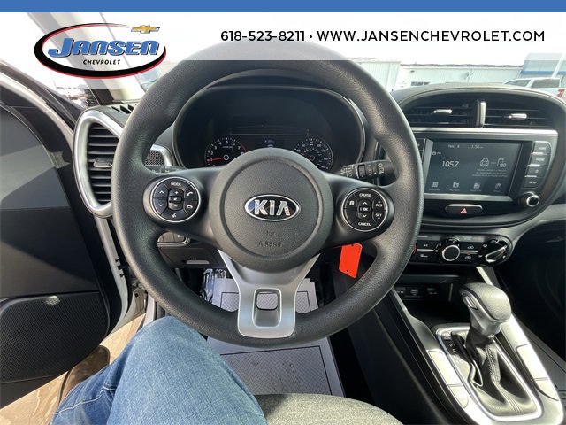 Used 2020 Kia Soul S image 12