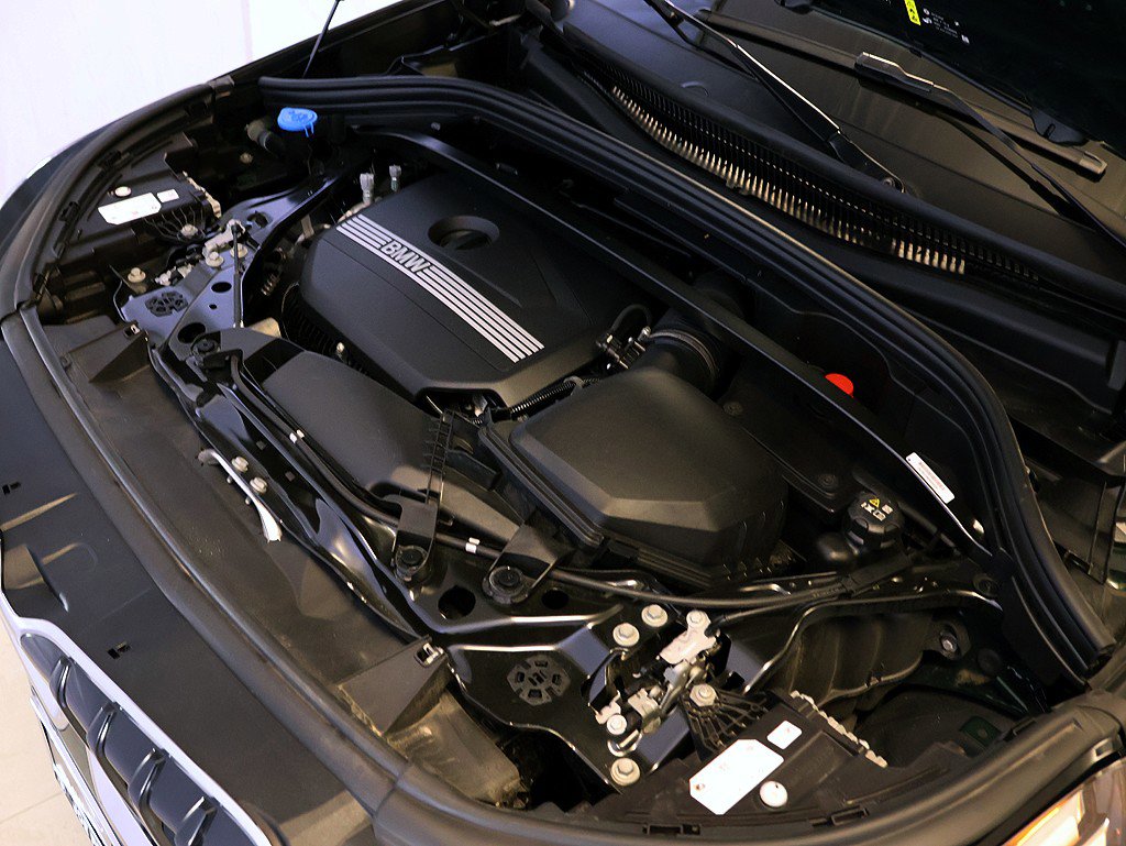 Certified 2023 BMW X1 xDrive28i w/ Convenience Package image 37