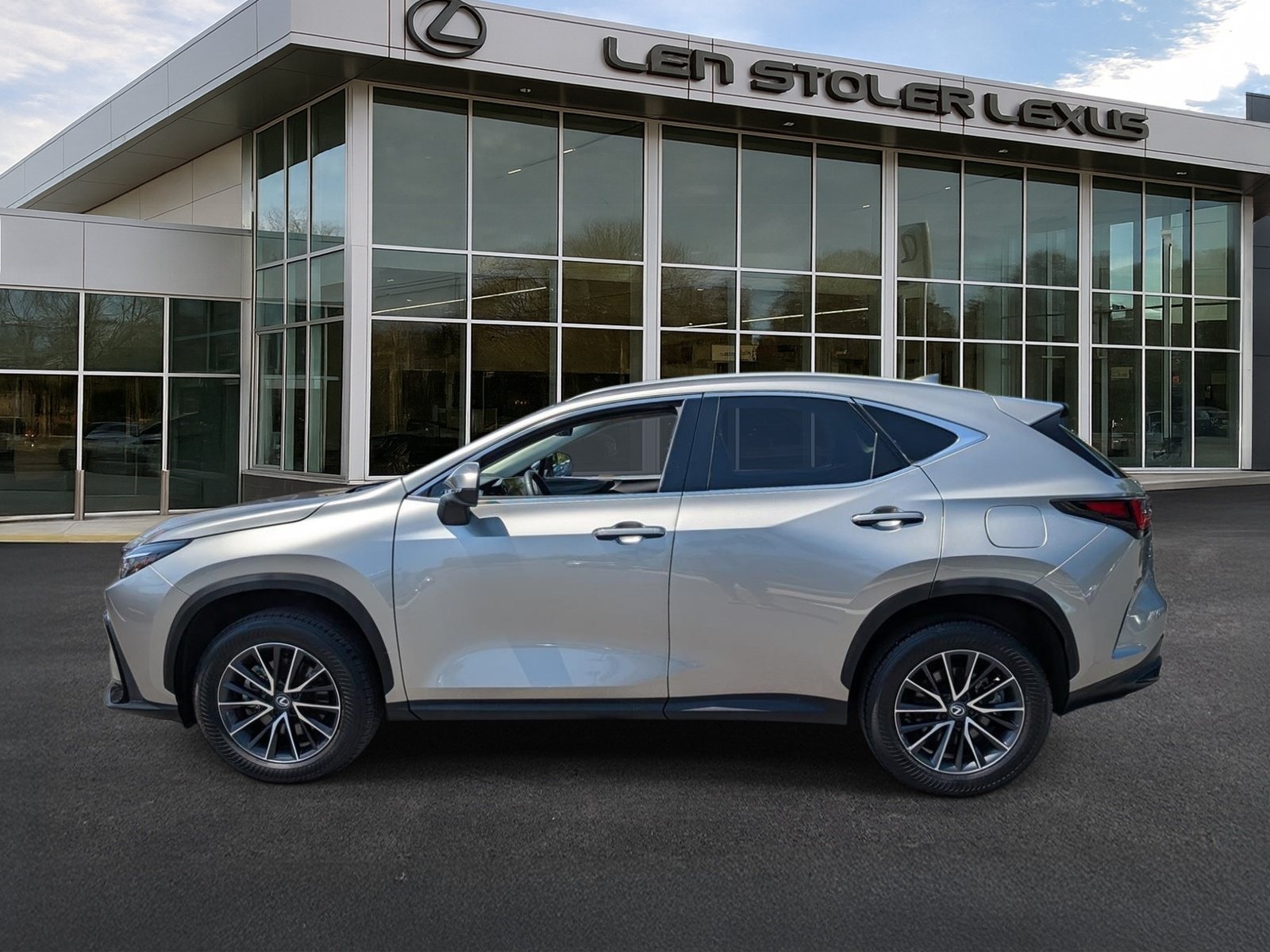 Certified 2024 Lexus NX 350 AWD image 6