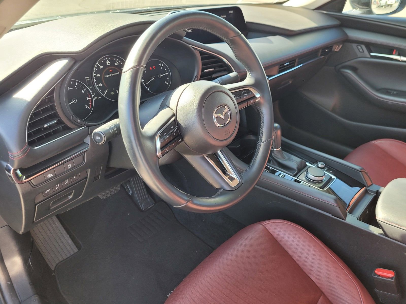 Used 2025 MAZDA MAZDA3 s image 13