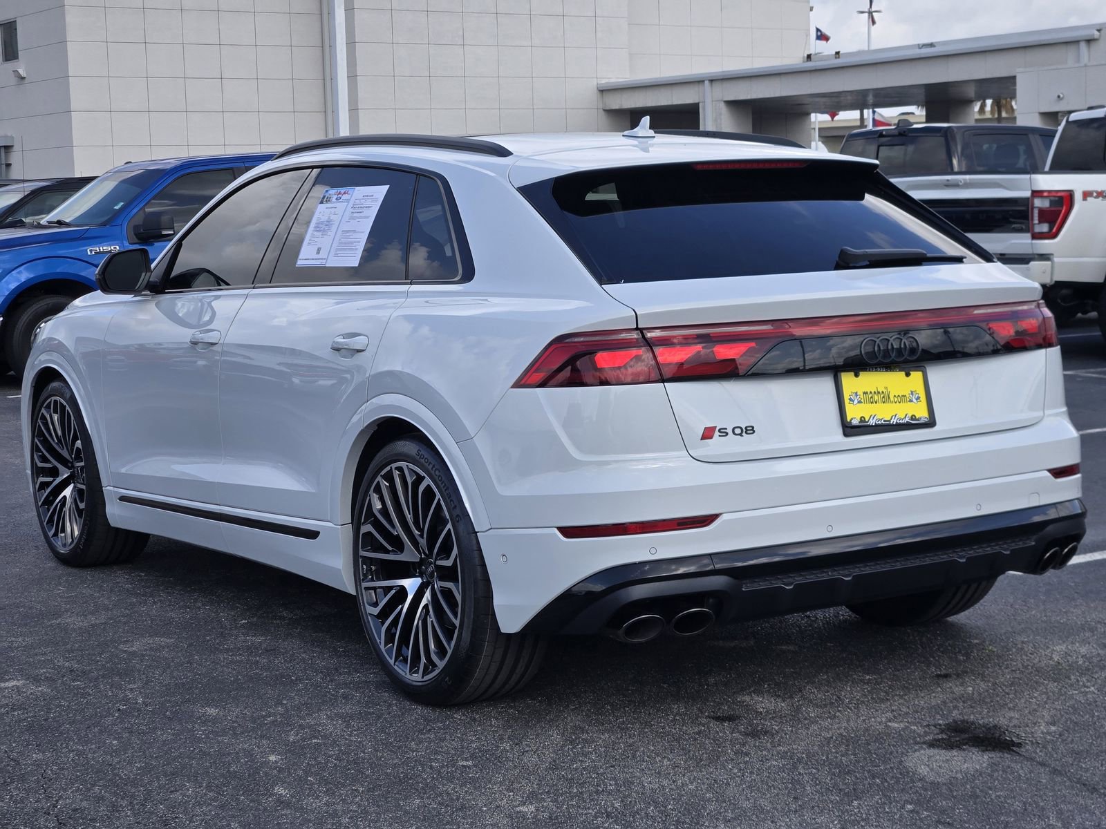 Used 2025 Audi SQ8 Prestige AWD/4WD image 6