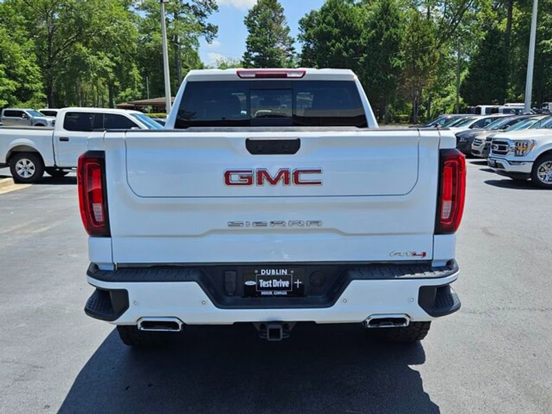 Used 2024 GMC Sierra 1500 AT4 w/ AT4 Preferred Package image 10