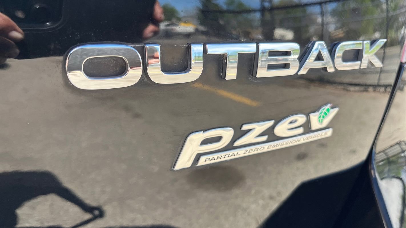Used 2014 Subaru Outback 2.5i Premium AWD/4WD image 26