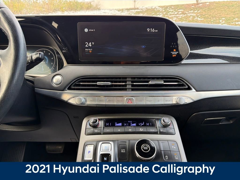Certified 2021 Hyundai Palisade Calligraphy w/ Cargo Package image 3