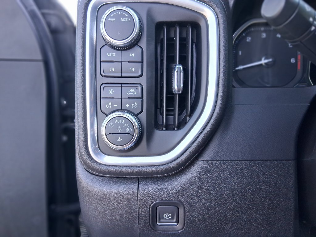 Used 2021 GMC Sierra 1500 Denali AWD/4WD image 29