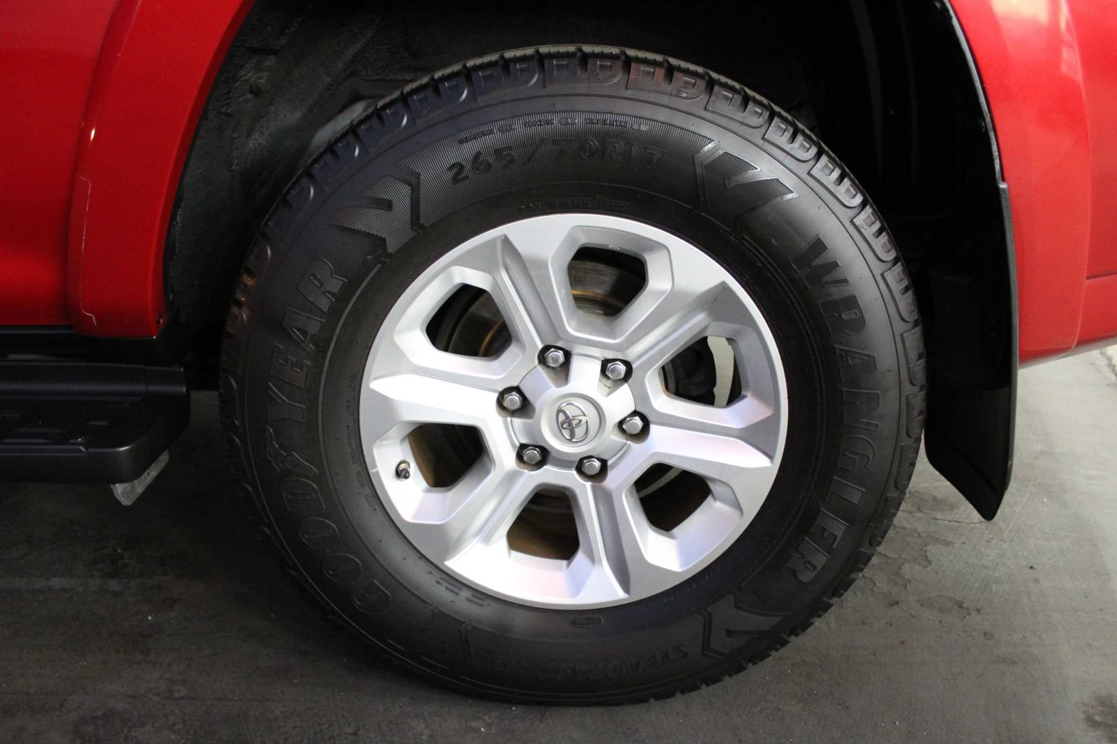 Used 2017 Toyota 4Runner SR5 Premium RWD image 39