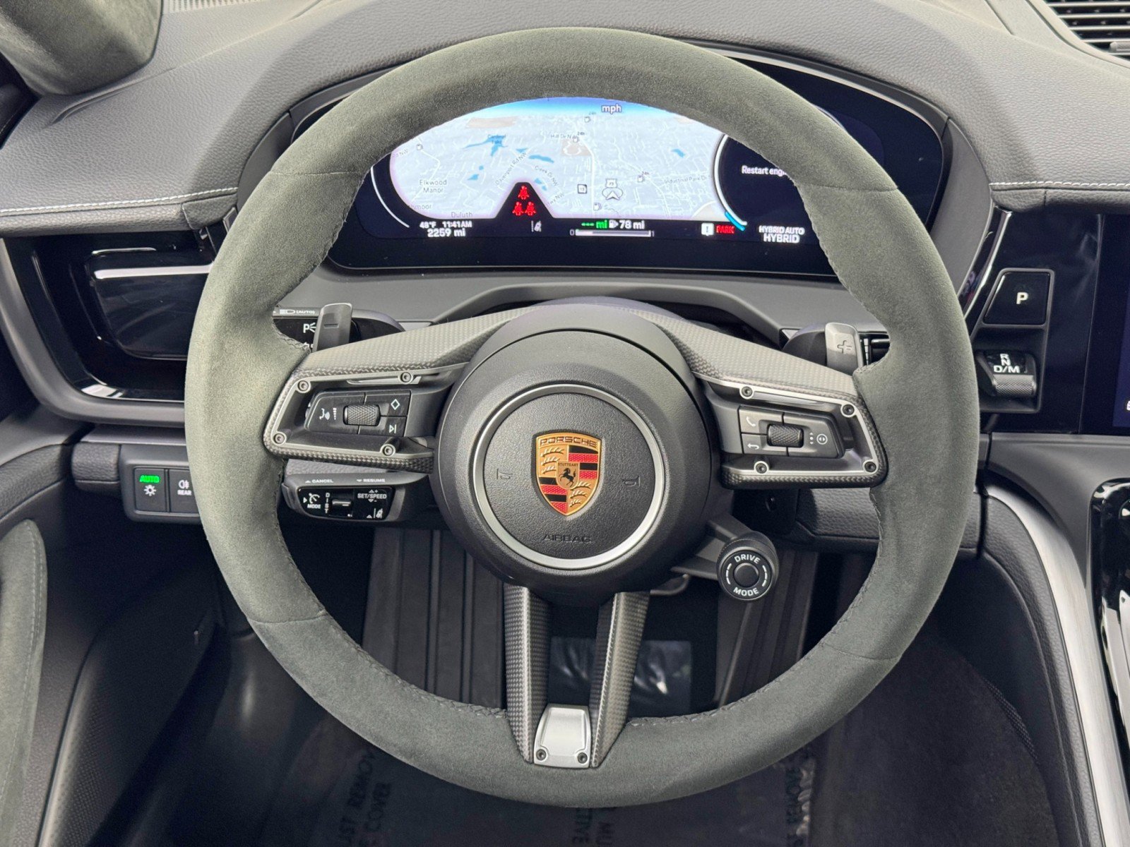 Used 2025 Porsche Panamera 4 w/ Premium Package image 21